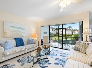 565 Beachwalk Cir #T-102, Naples, FL 34108