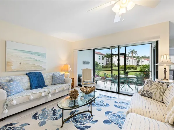 565 Beachwalk Cir, Naples, FL