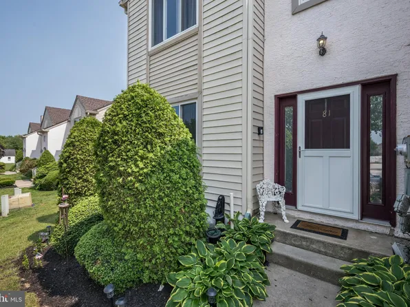 81 Yellowwood Ct, Glassboro, NJ 08028