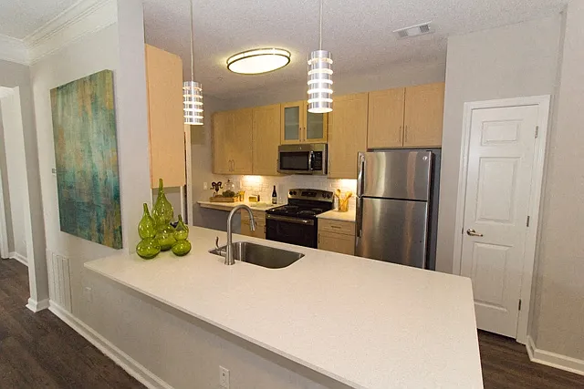 Woodhaven at Park Bridge Apartments — Photo 2