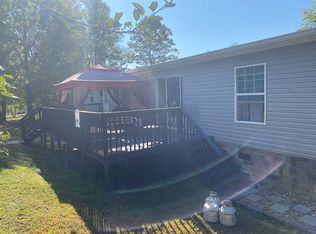 219 1st St, Rockwood, TN 37854