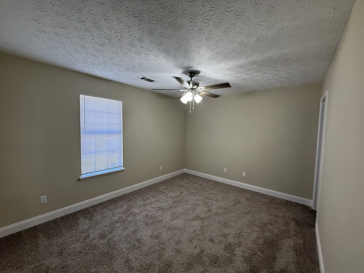 137 Westchester Circle - 1 — Photo 4