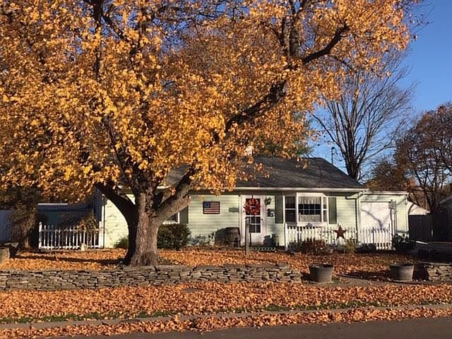 1st image of 104 Renwick Ln