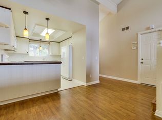 31948 Del Cielo Este APT 8, Bonsall, CA 92003