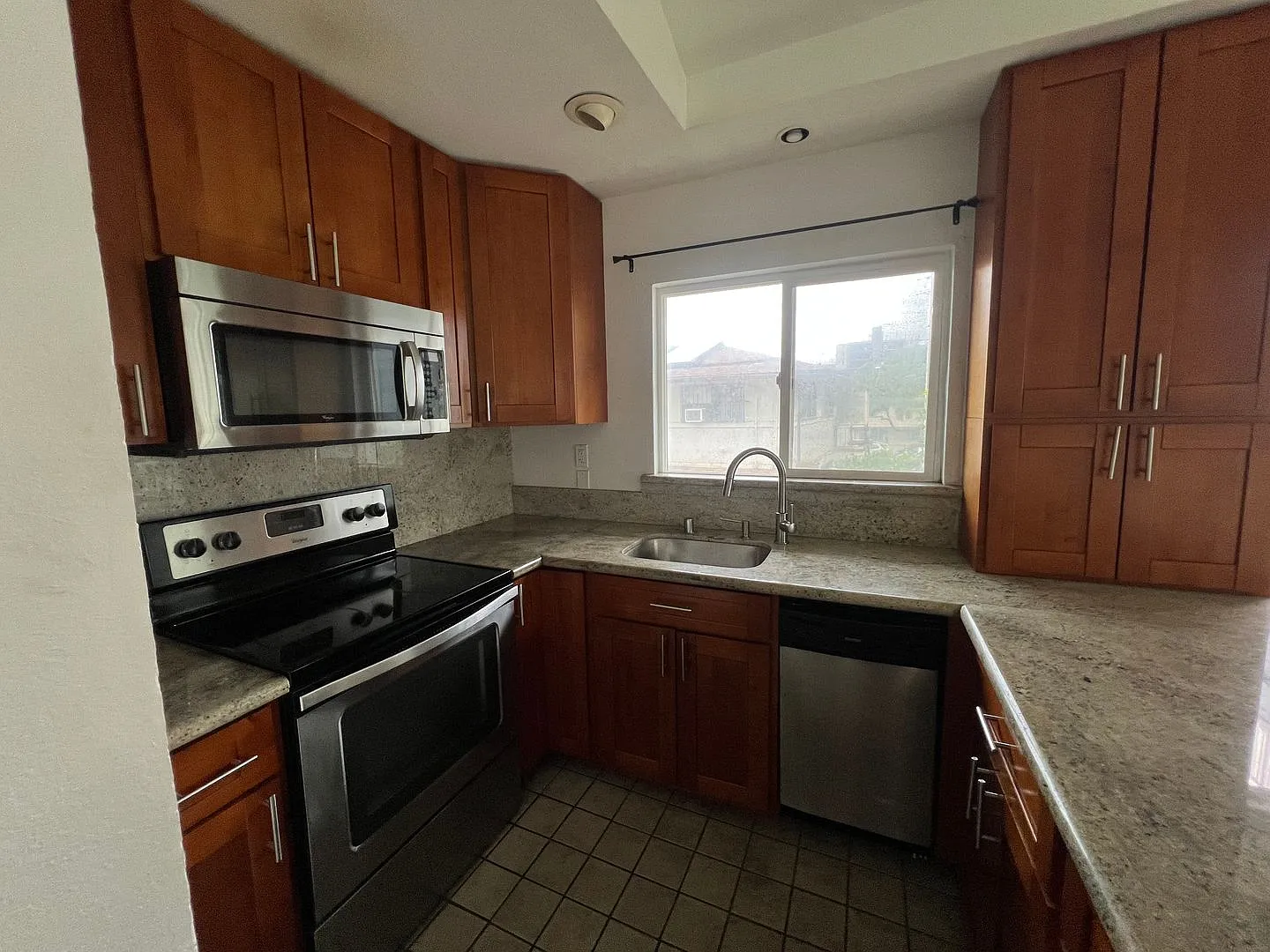 b3989k — Photo 4
