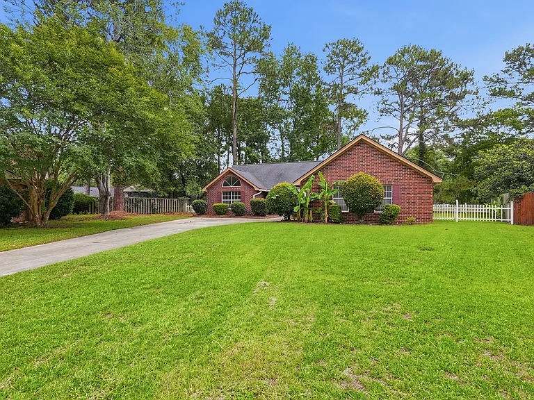 21 W Sagebrush Ln — Photo 2