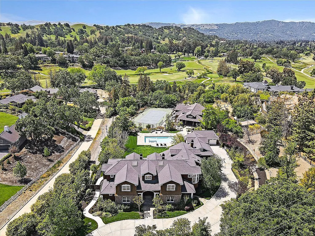 2685 Caballo Ranchero Dr photo 1
