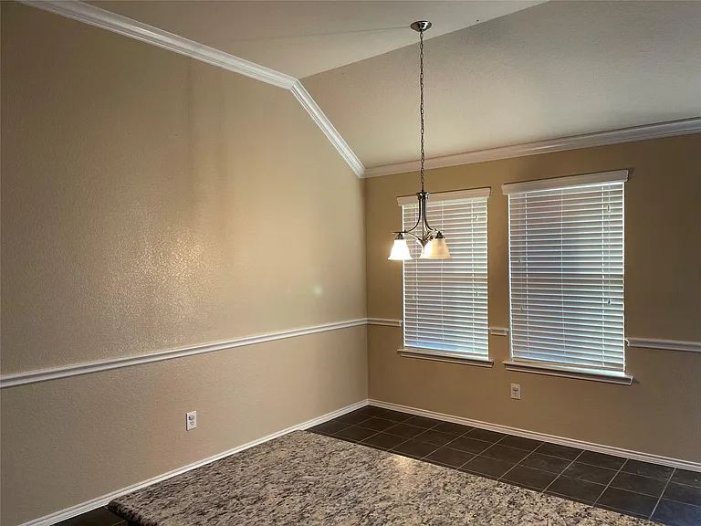 9320 Jerico Dr — Photo 7