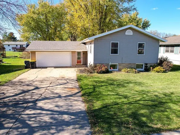 1405 Lincoln Ave, Tomah, WI 54660