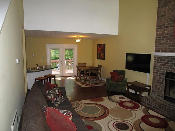 2nd image of 9101 Fairhaven Pl
