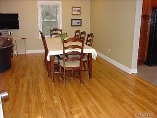 3rd image of 25 Waverly Ave
