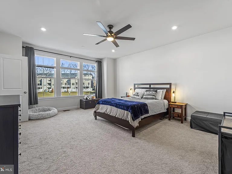 12384 Azure Ln — Photo 13