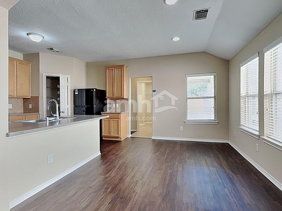 5th image of 9215 Birch Springs Dr