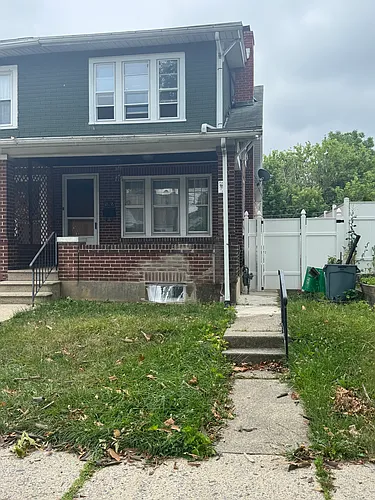 1828 W Washington St Photo 1