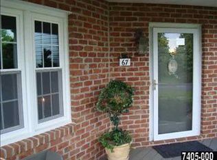 67 Enola Dr, Stewartstown, PA