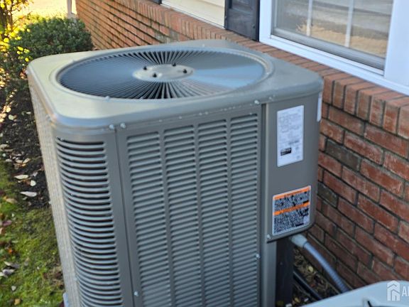 3rd image of 103 Liddle Ave