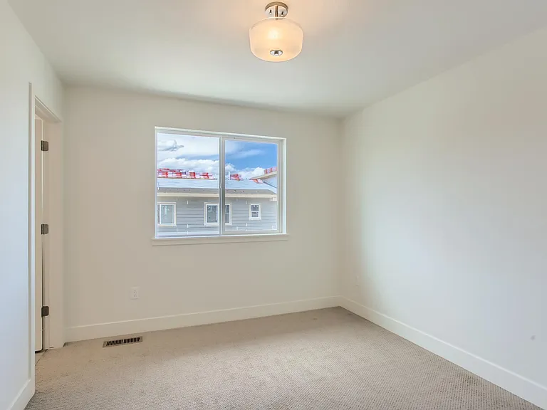 7853 W 42nd Ave — Photo 7