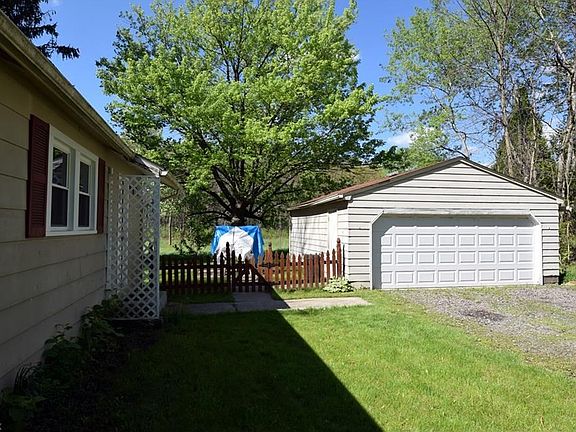 5th image of 16724 Summerset Dr