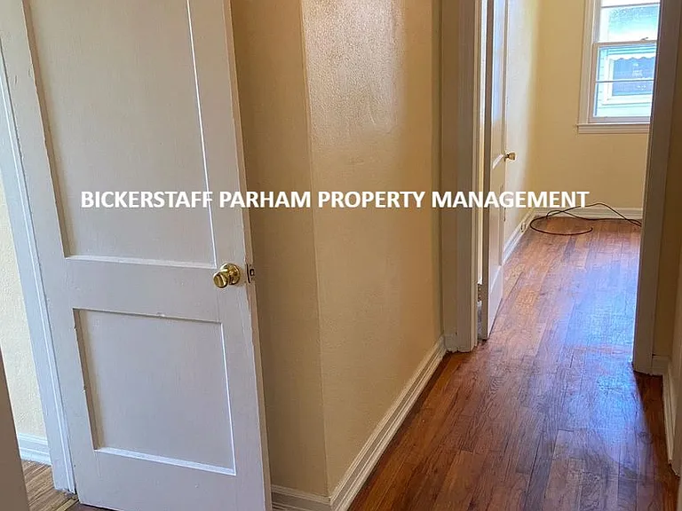 3053 Blan St — Photo 7