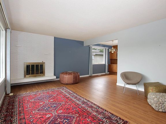 3rd image of 4824 122a St NW
