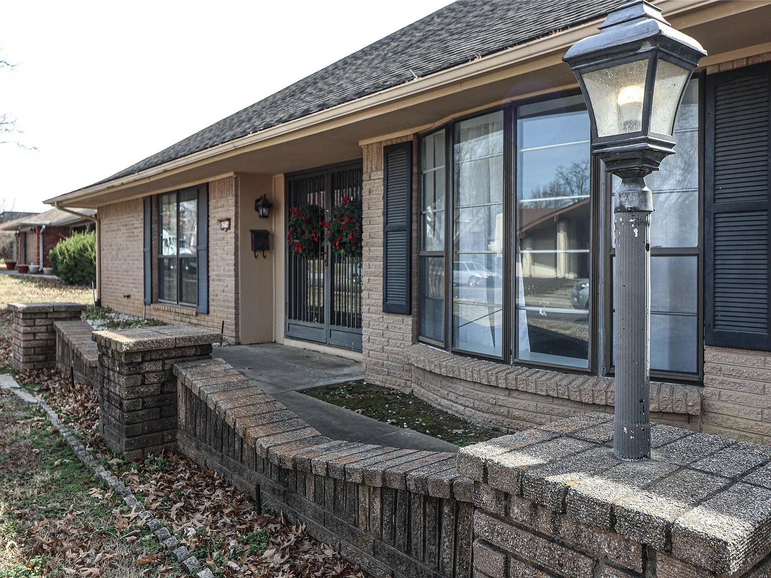3 bed, 2.0 bath, 1905 sqft, $1,750 — Photo 3