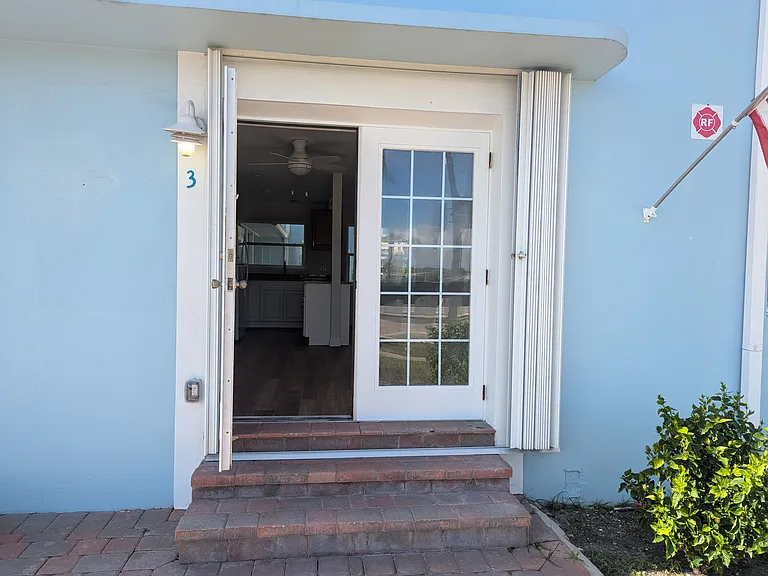 2706 Pass A Grille Way #3 — Photo 5