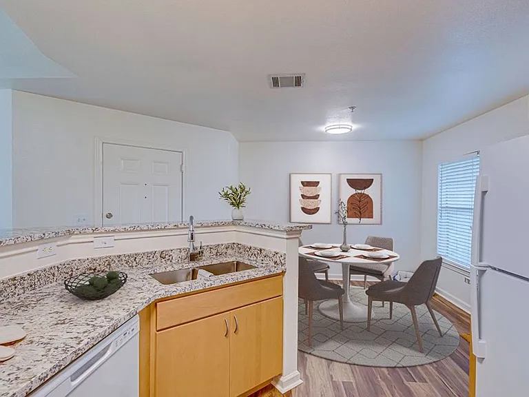 Cobblestone Manor Senior Apartments — Photo 7
