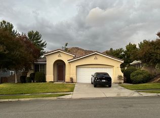34180 Sherwood Dr, Yucaipa, CA 92399
