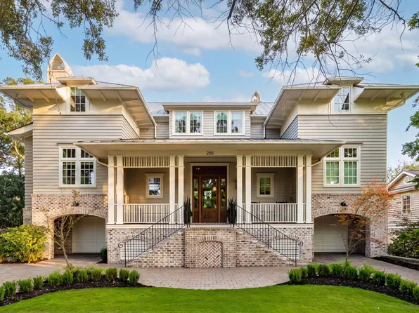 205 McCants Dr, Mount Pleasant, SC 29464