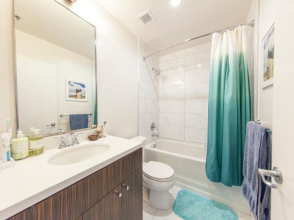 3rd image of 3550 W 6th St