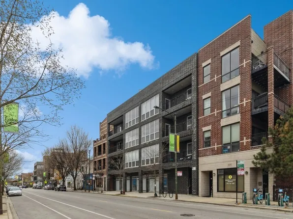 3530 N Lincoln Ave #204, Chicago, IL 60657