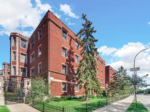 7855 S South Shore Dr #1E, Chicago, IL 60649