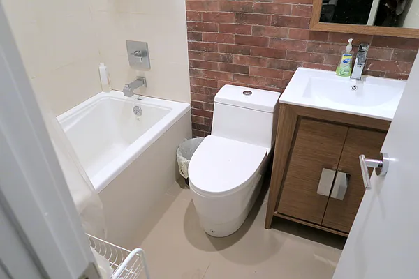 Rented by GFI Realty Services LLC | media 34