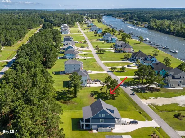 246 Gatsey Ln #60, Beaufort, NC 28516