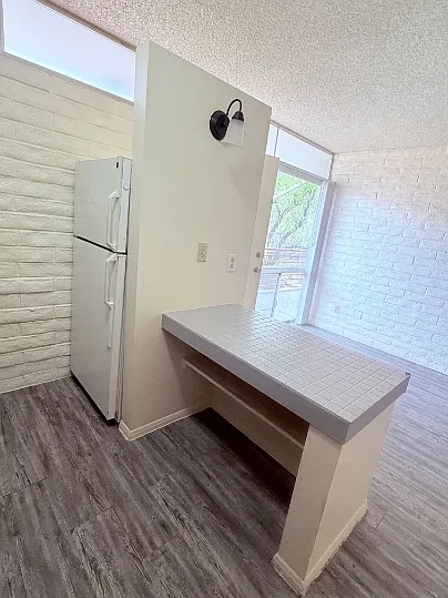 BROADWAY APARTMENTS — Photo 55