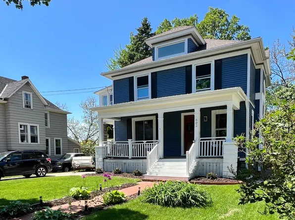 602 North Hartwell AVENUE, Waukesha, WI 53186