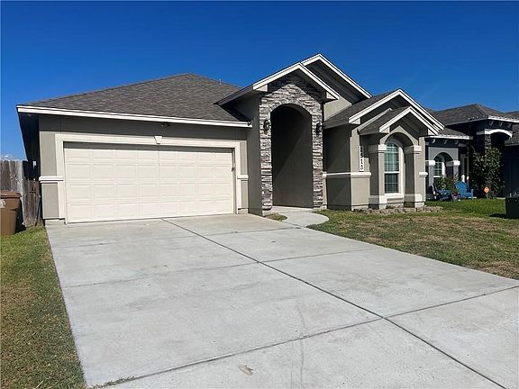 2nd image of 2813 Lake Tranquility Cir