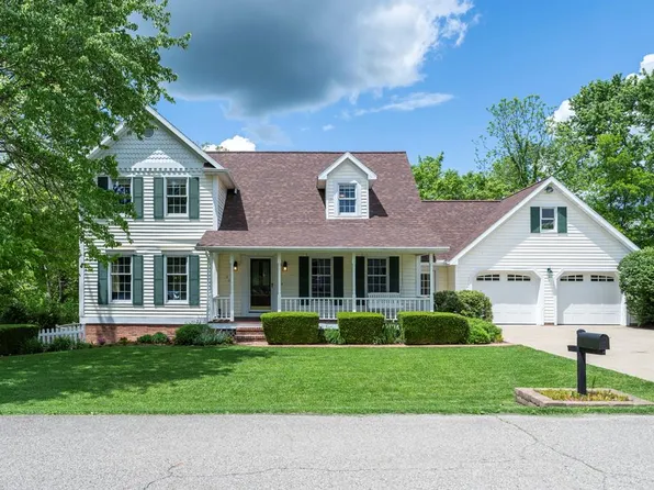 201 Elizabeth Ln, Waverly, OH 45690