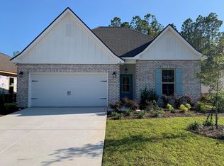 16 Apollo Ave E, Freeport, FL 32439