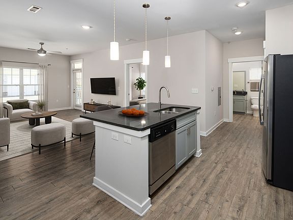 3rd image of 4212 Napa Oak Dr #210