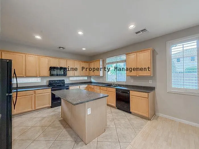 17647 W Rimrock St — Photo 9