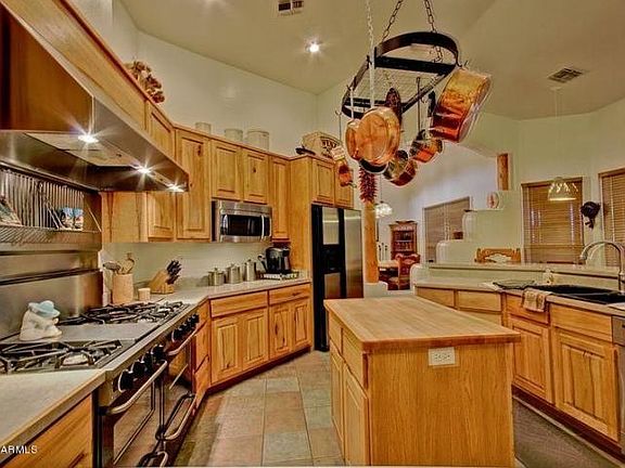 3rd image of 19402 W Ramos Ln