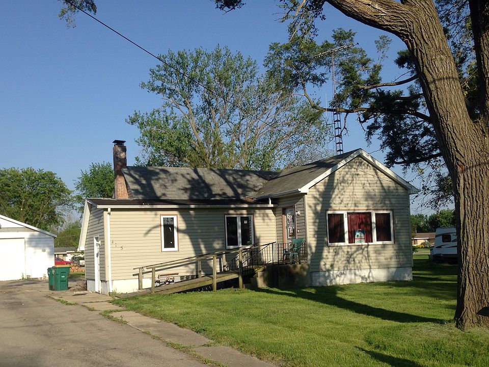 1st image of 415 S Marguerite St