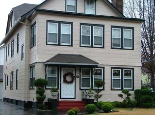 246 Carnation Ave, Floral Park, NY 11001