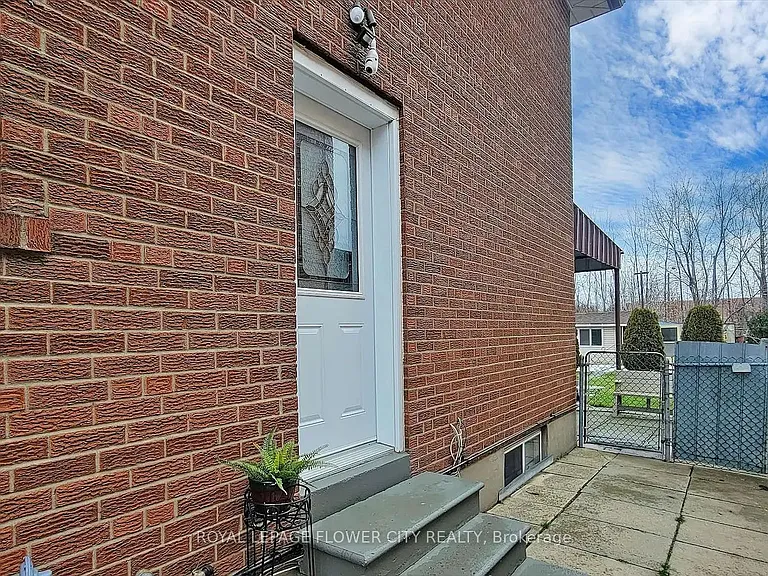 191 Cabana Dr N #2 — Photo 11