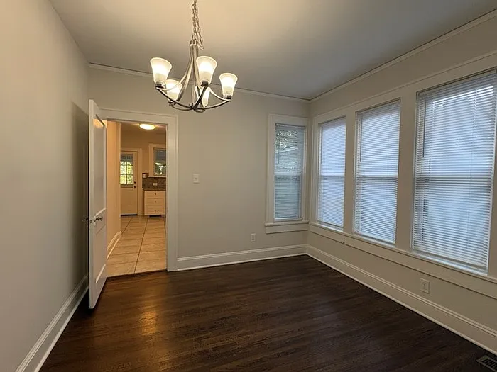 119 S 5th St — Photo 11