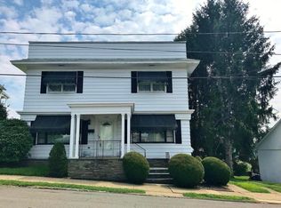 128 3rd St, Old Forge, PA 18518