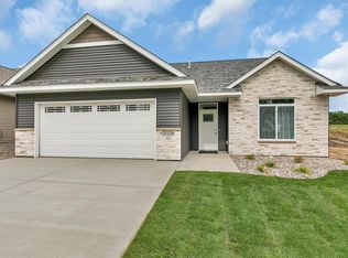 5368 Tee To Green St, Saint Cloud, MN 56304