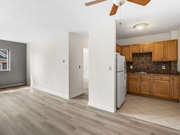 3rd image of 46 Adams St APT D6