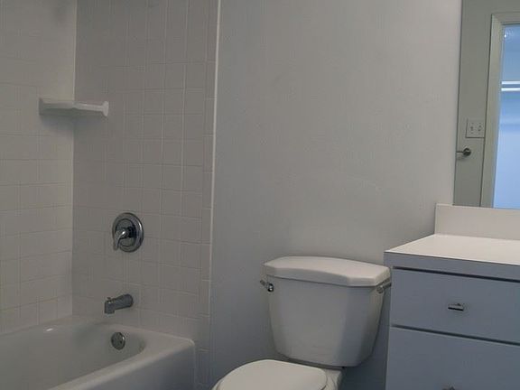3rd image of 830 Exposition Ave Ste 210